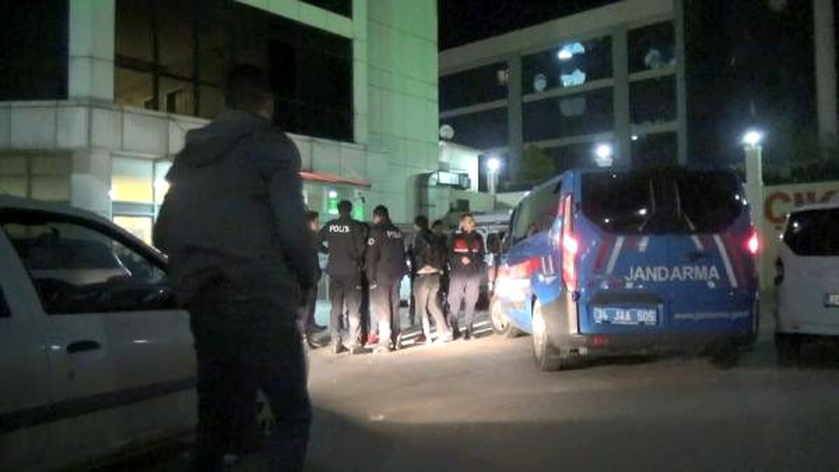 Silivri\'de evden gelen kokular polisi alarma geçirdi
