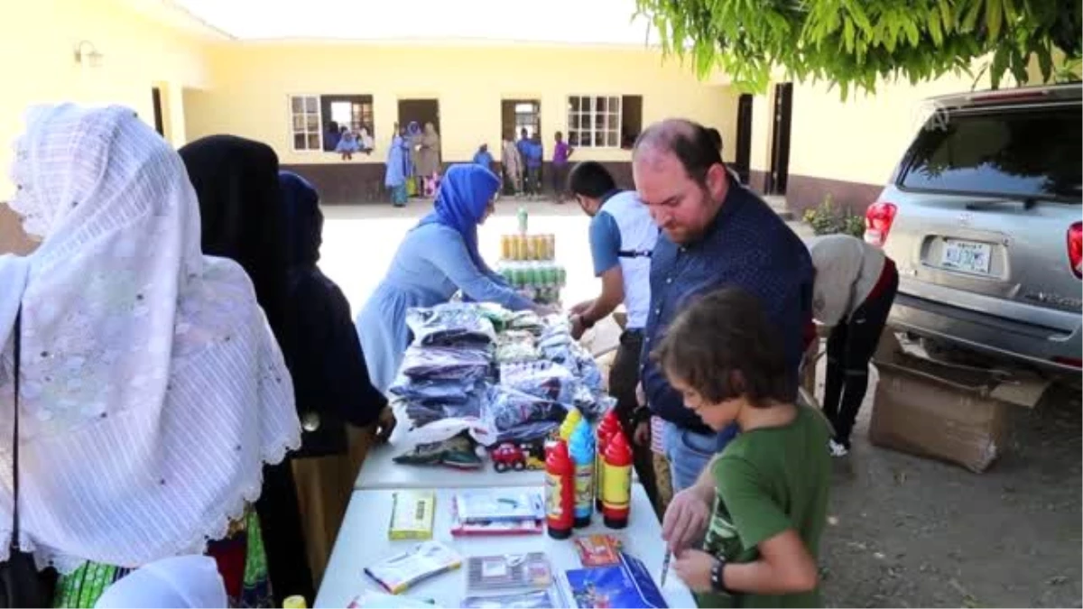 Türk hayırseverlerden Nijerya\'daki Türk okuluna yardım