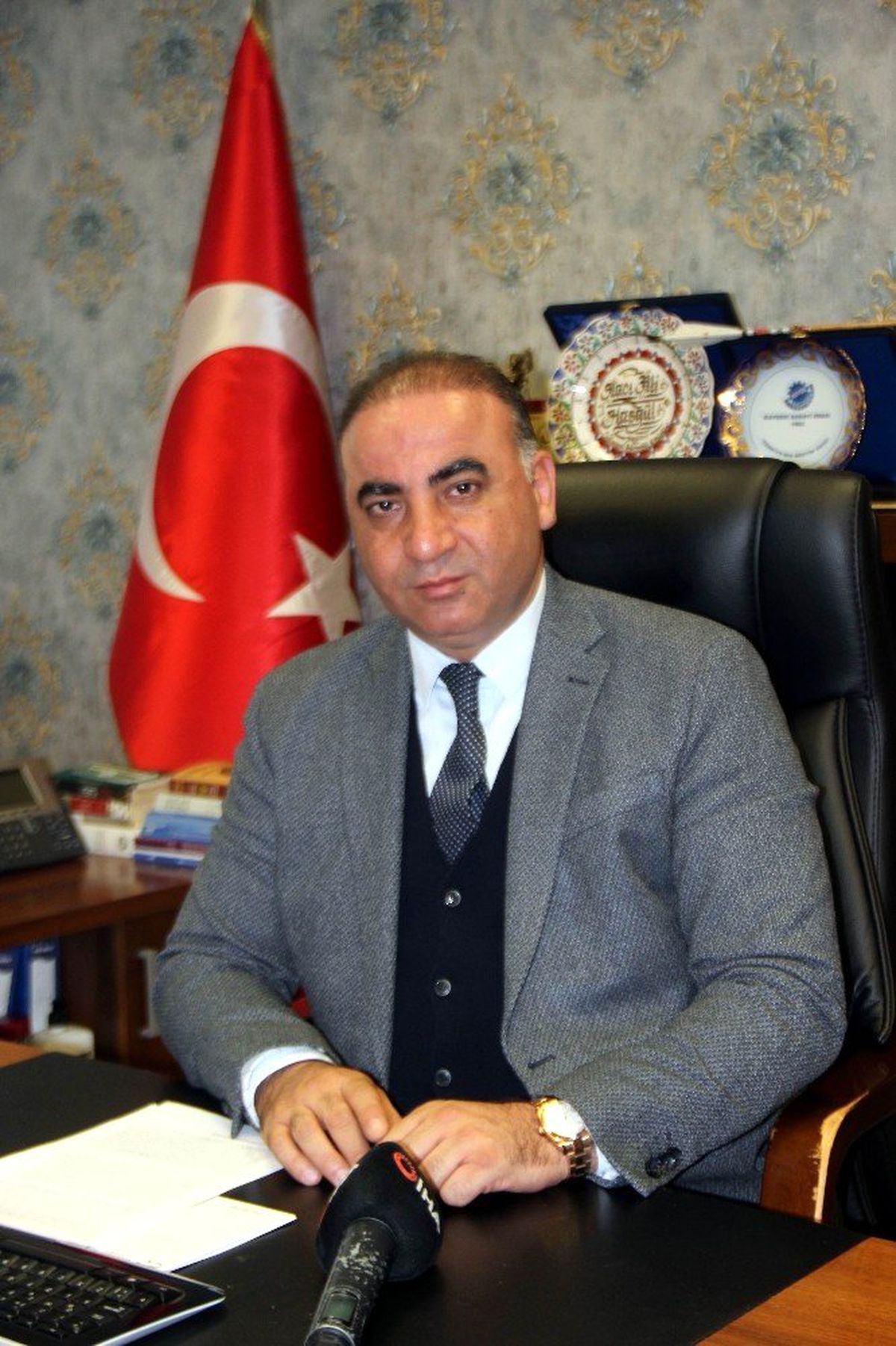 Ağır engelli çocuğu olan çalışan anneye erken emeklilik