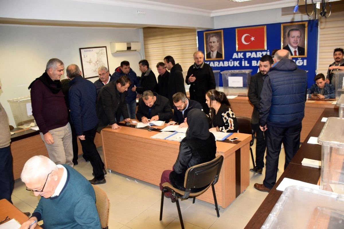 AK Parti\'de delege seçimleri tamamlandı