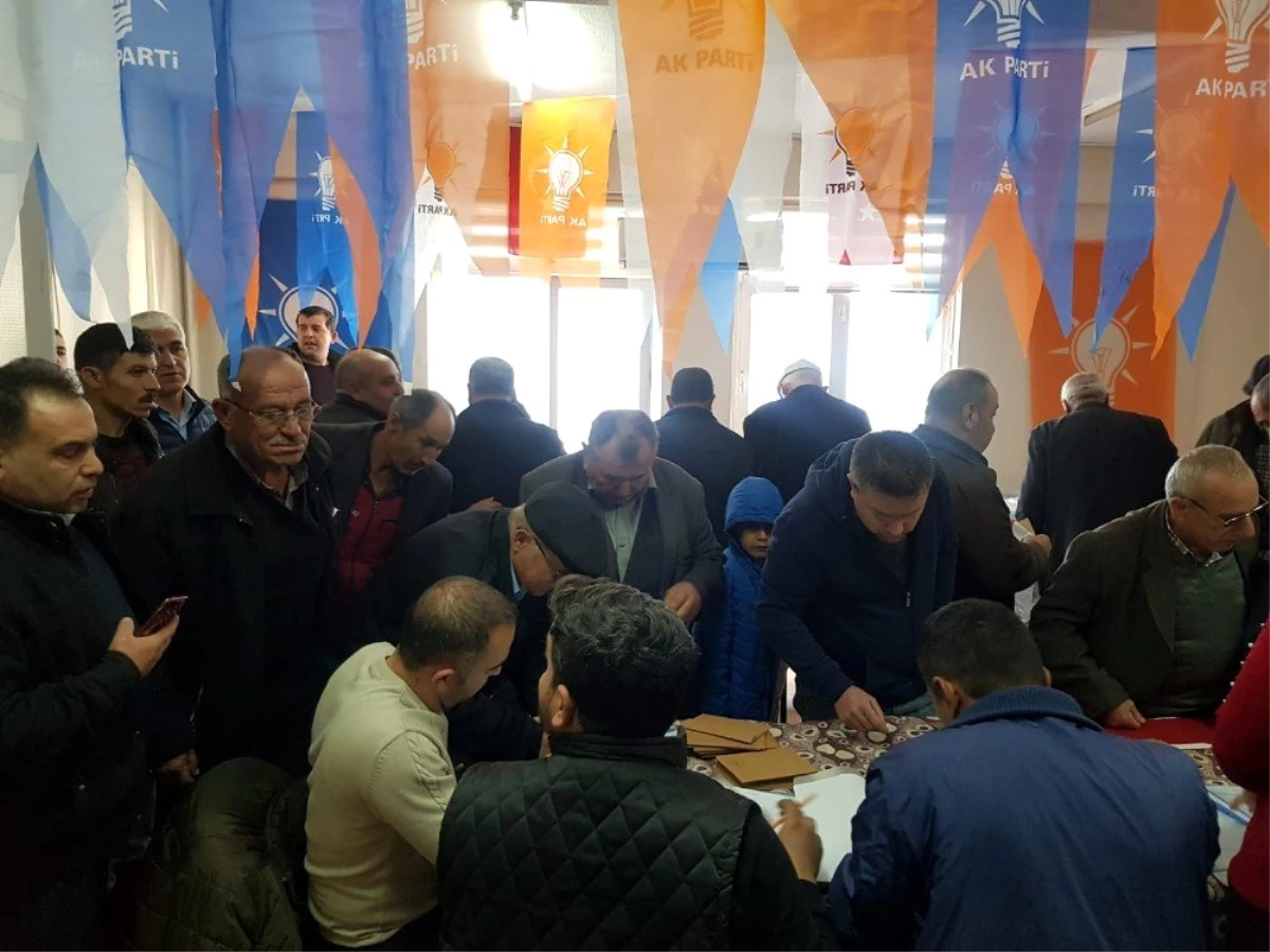 AK Parti İl Başkanı Özmen; "Delege seçimleri yoğun katılımla gerçekleşiyor"