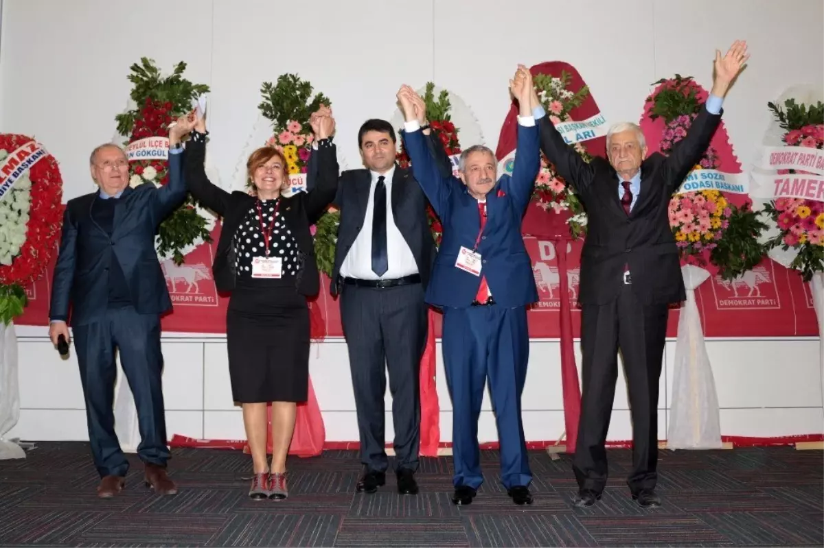 Balıkesir Demokrat Parti\'de Işın Gümüşyay il başkanı oldu