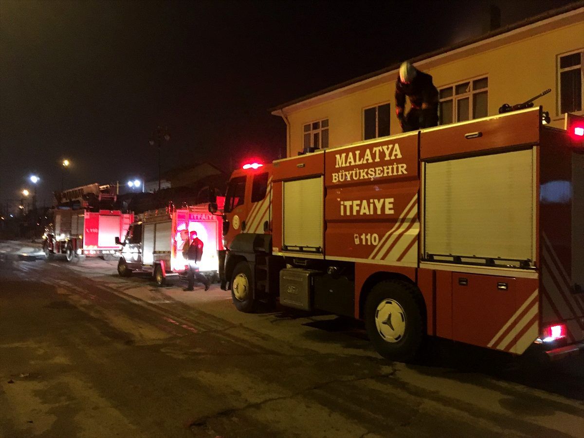 Malatya\'da elektrik akımına kapılan genç hayatını kaybetti