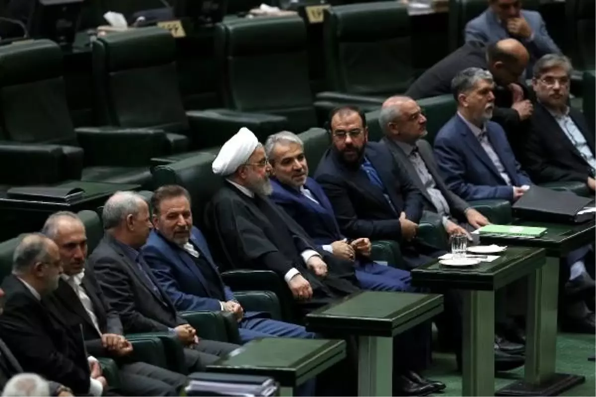 Ruhani: 2020 İran bütçesi \'Direniş Bütçesi\'dir dedi