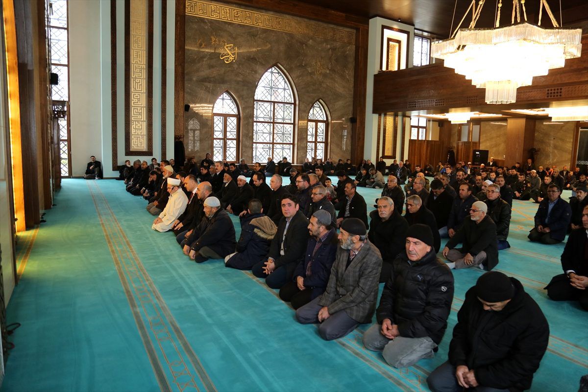 Şehit polis memurları için mevlit okutuldu