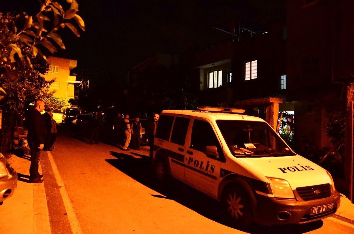 Silahını temizlediği esnada ateş alması sonucu yaralanan polis memuru hayatını kaybetti