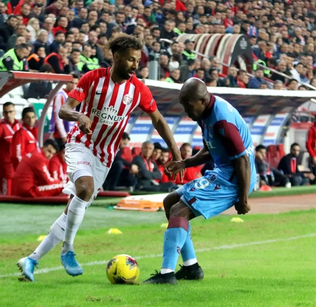 Süper Lig: Antalyaspor: 1 - Trabzonspor: 3 (Maç sonucu)