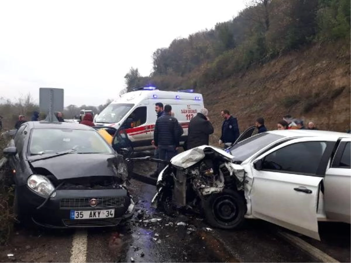 Zonguldak\'ta otomobiller çarpıştı: 5 yaralı