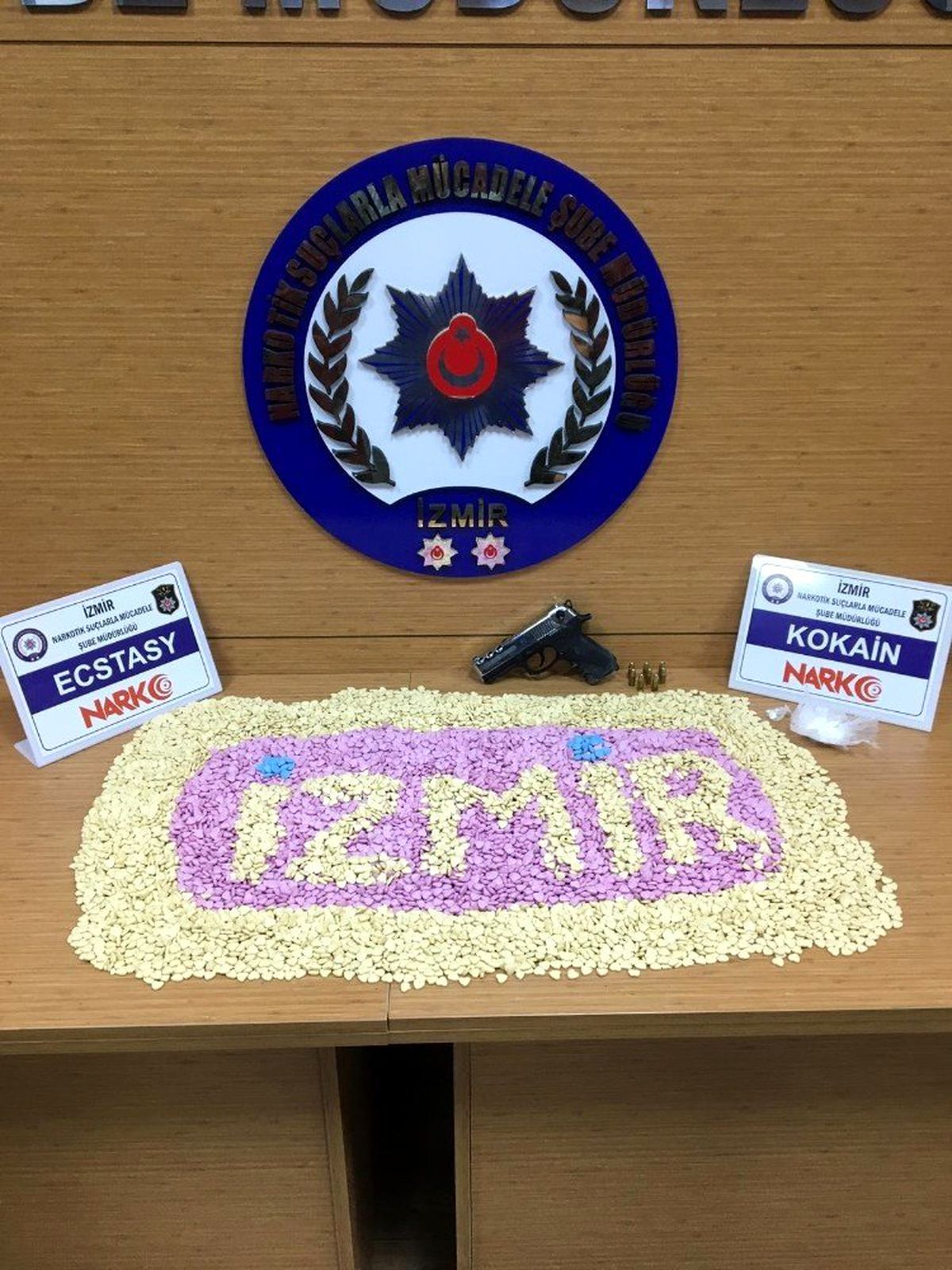 21 bin uyuşturucu hap yakalandı, 3 şüpheli tutuklandı