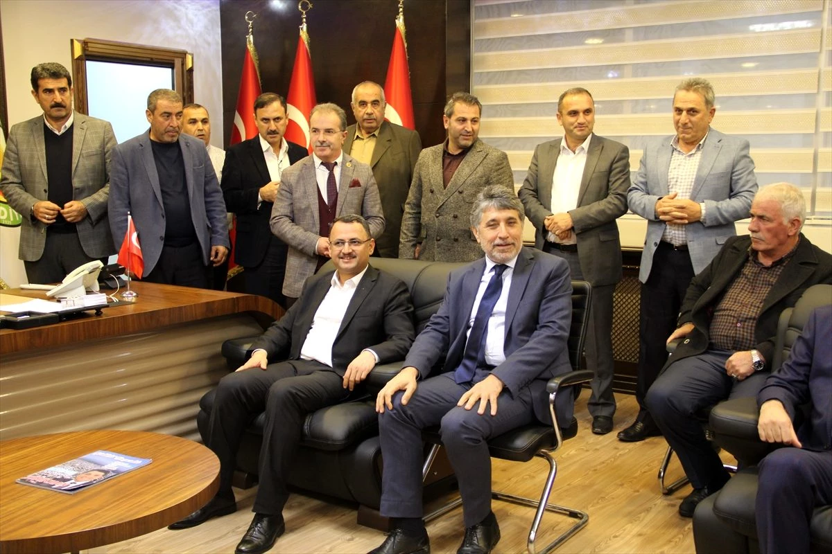 AK Parti Yerel Yönetimler Başkan Yardımcısı Kaçar Kırıkhan\'da