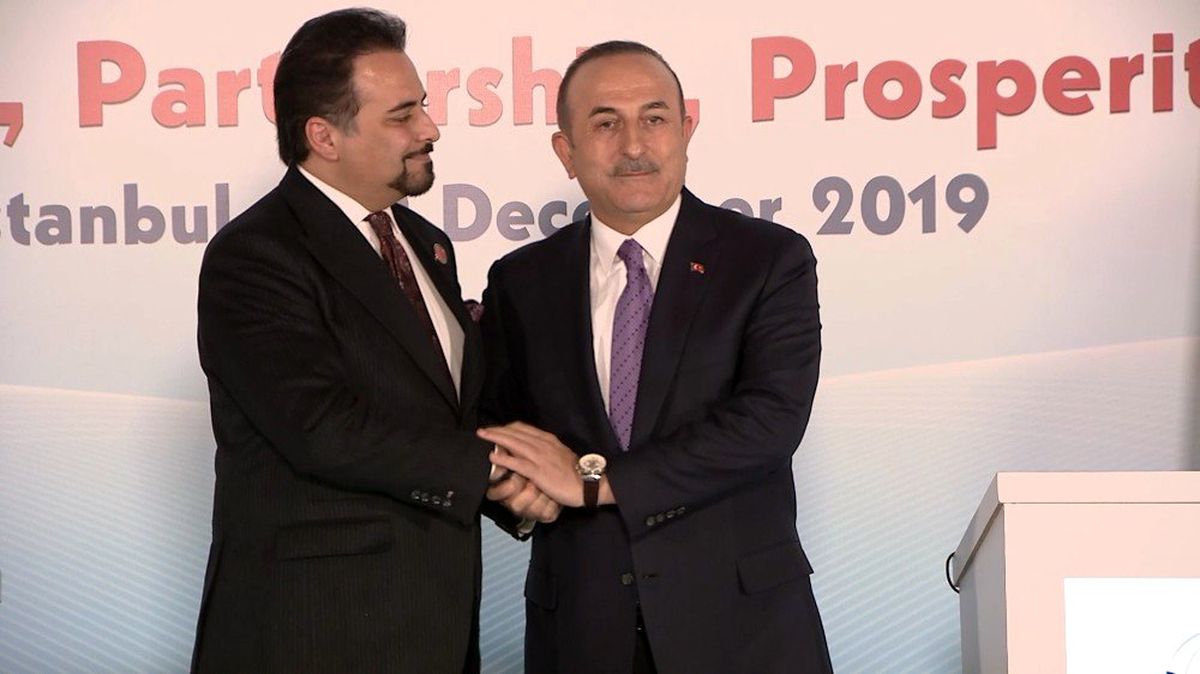 Bakan Çavuşoğlu: "Teröristler bilsinler ki onları inlerinde, dağlarında, ülke içinde ve ötesinde...