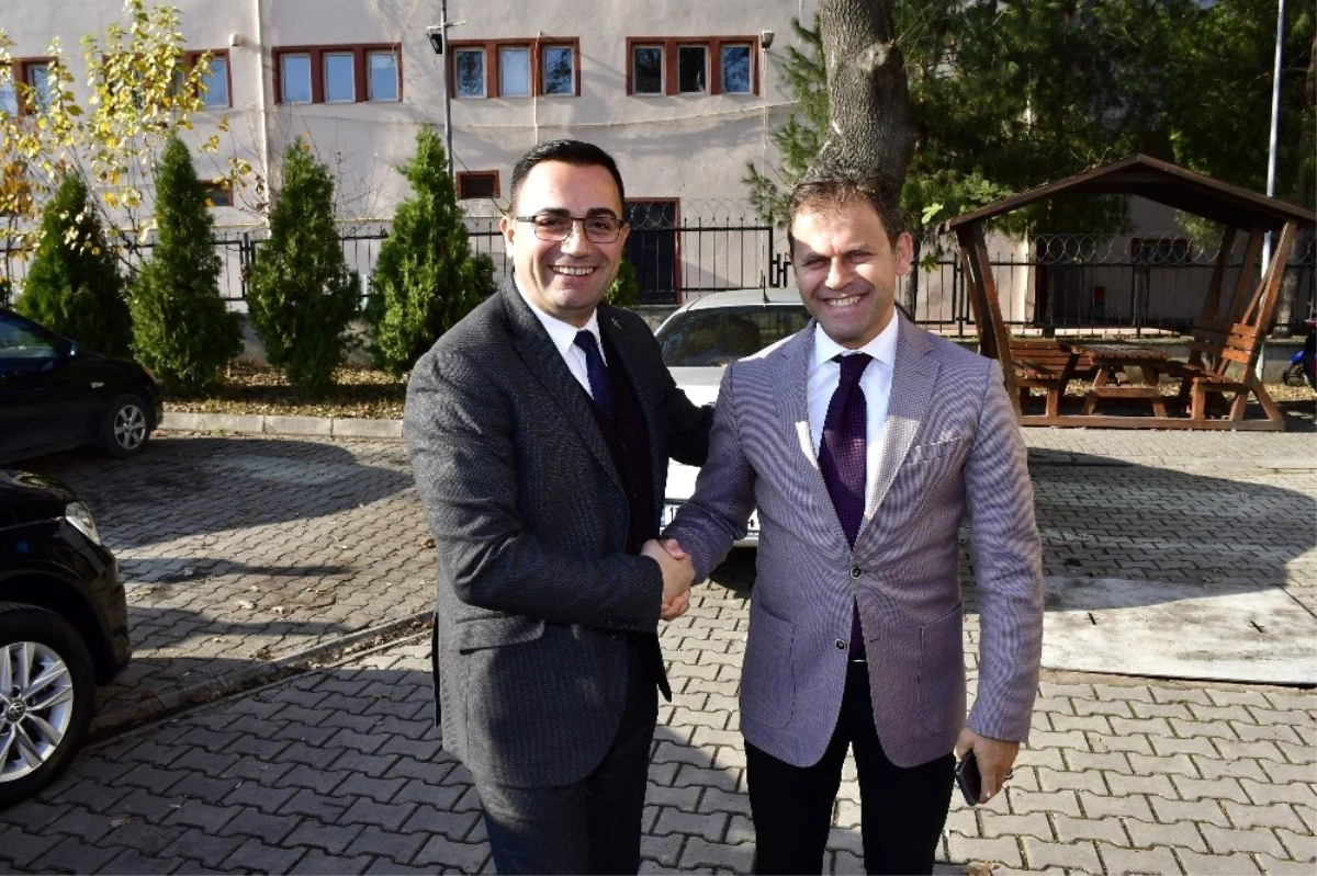 Başkan Erdoğan\'dan, İlçe Emniyet Müdürü\'ne ziyaret