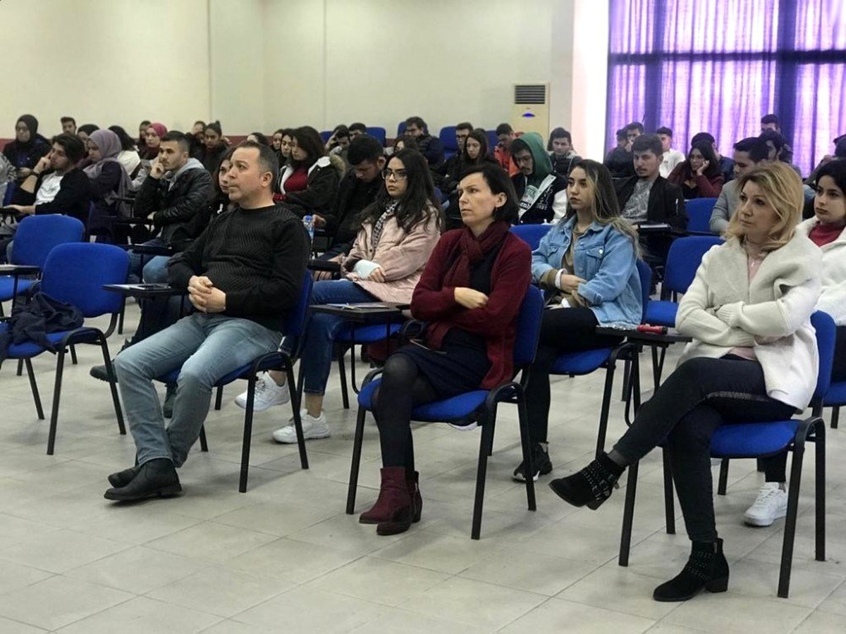 Bozdoğan MYO\'da AIDS bilgilendirme semineri verildi