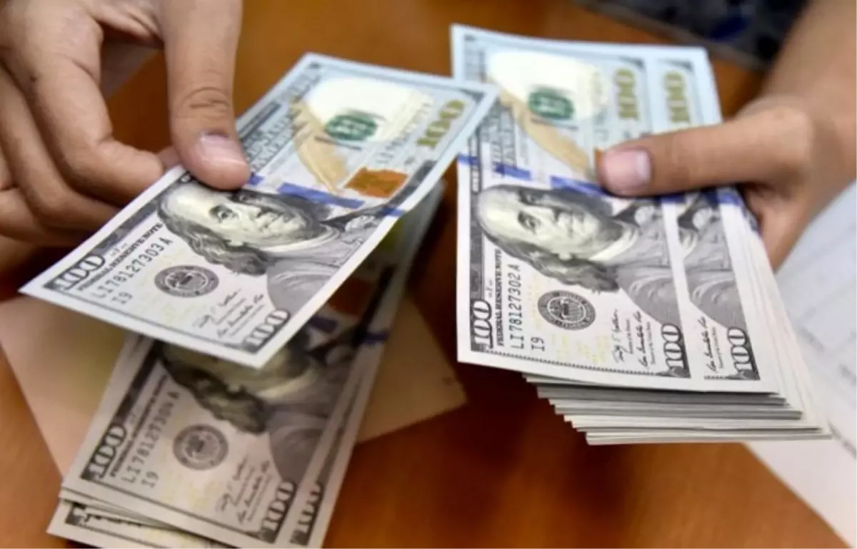 Dolar yeni haftaya 5,78 liradan başladı