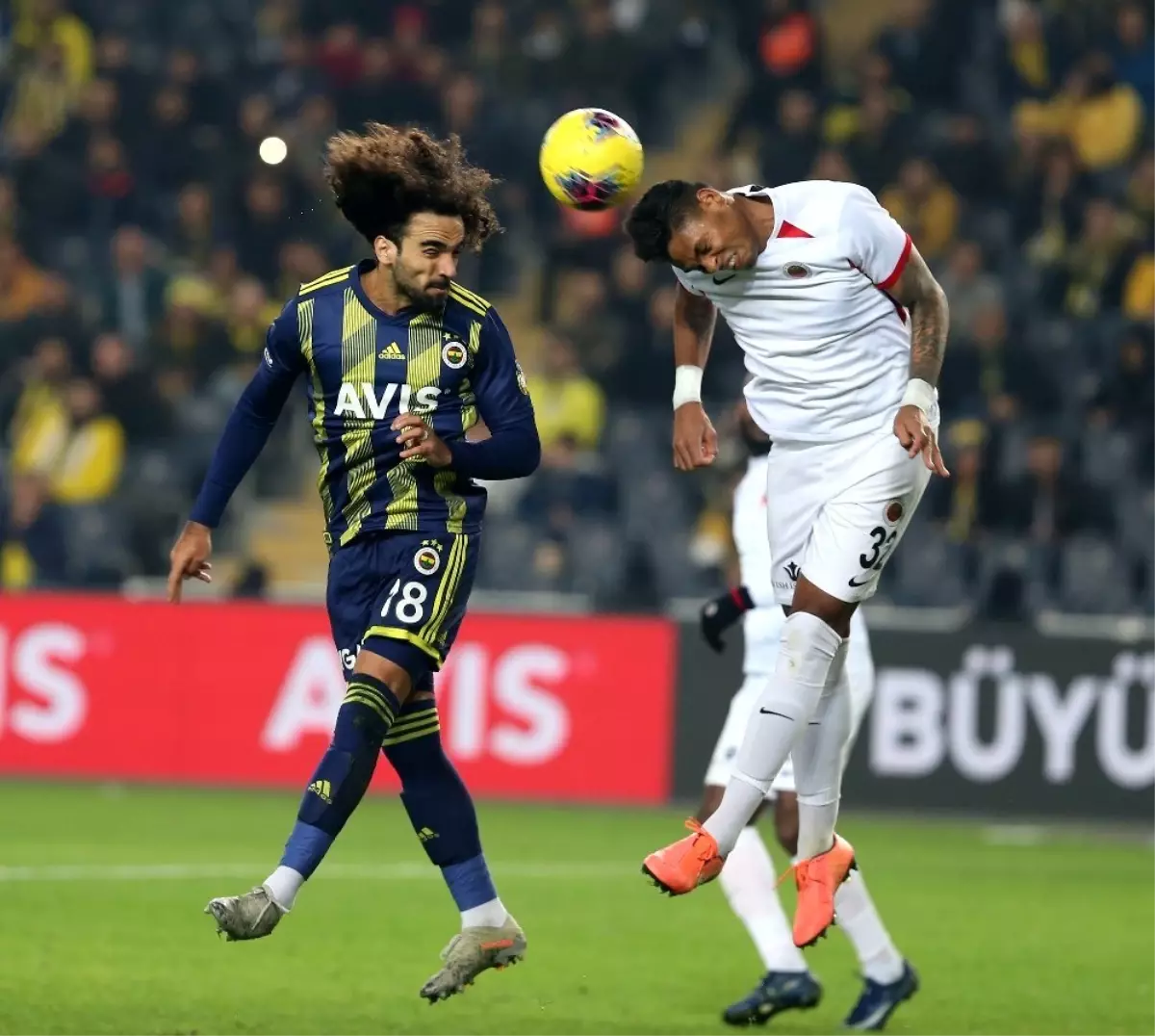 Fenerbahçe\'de \'Sadık\' etkisi