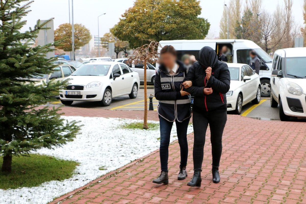 Fuhuş operasyonu şüphelileri adliyede