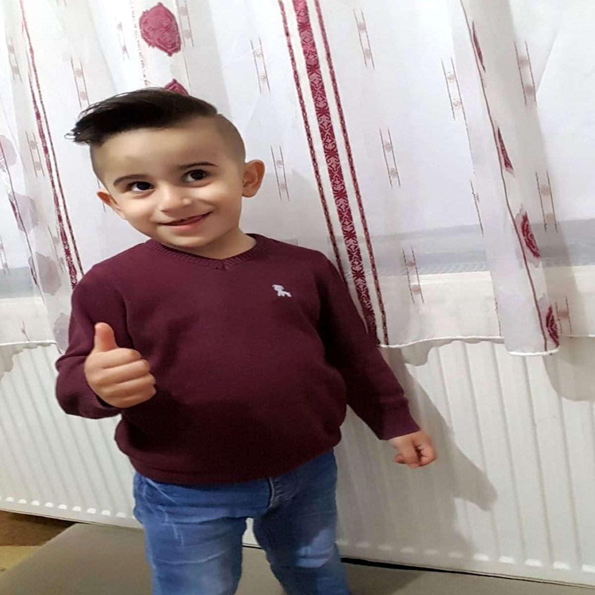 İndiği servis minibüsünün altında kalan 4 yaşındaki çocuk öldü