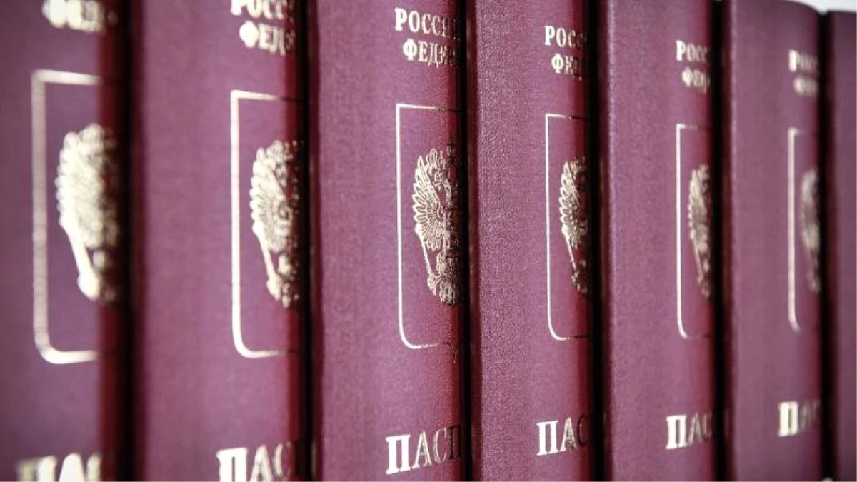Rusya\'dan Ukraynalı ayrılıkçılara 125 bin pasaport