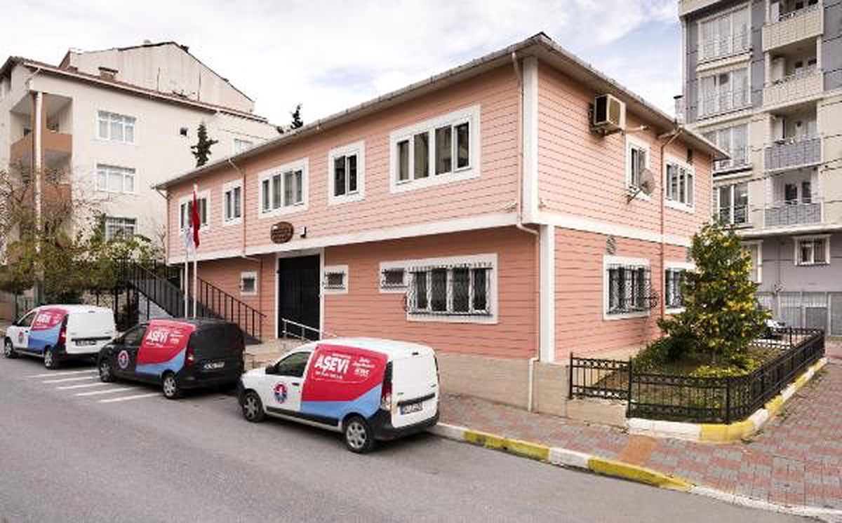 Aşevleri Maltepelilerin yüzünü güldürüyor