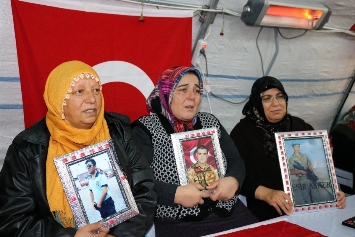 HDP önündeki ailelerin evlat nöbeti 99. gününde