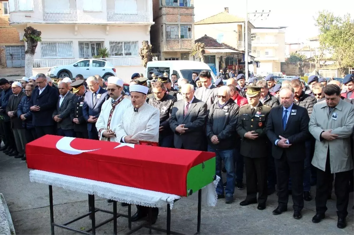 Kore Gazisi Yapıcı son yolculuğuna uğurlandı