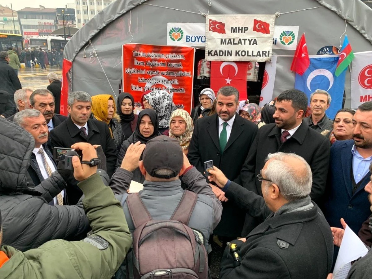 Malatya\'da "Doğu Türkistan" konulu fotoğraf sergisi açıldı