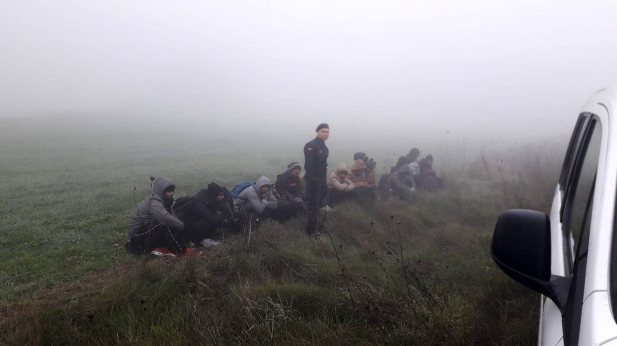 Tekirdağ\'da 16 kaçak göçmen yakalandı