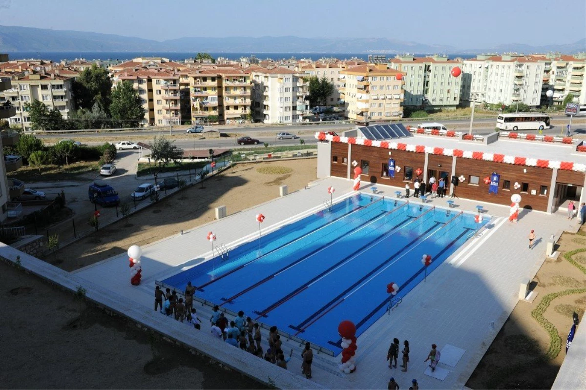 Başkan Aktaş; "Kimsenin şahsi malı değil, havuz Mudanyalıların"