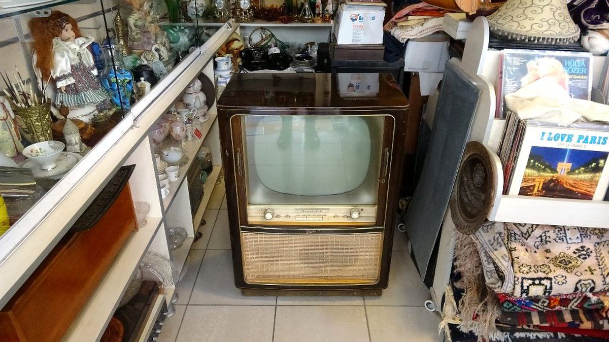 Böyle bir televizyonunuz varsa değeri 10 bin lira