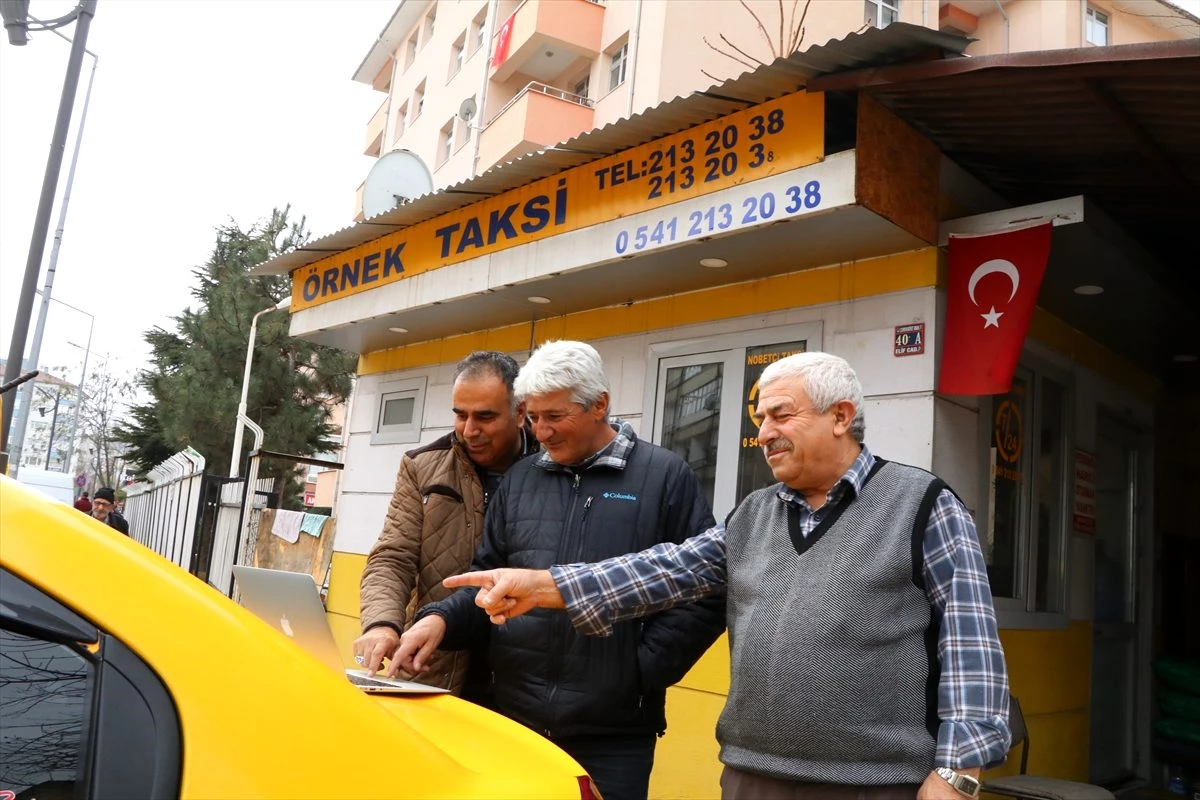 Çankırılı taksiciler AA\'nın "Yılın Fotoğrafları" oylamasına katıldı