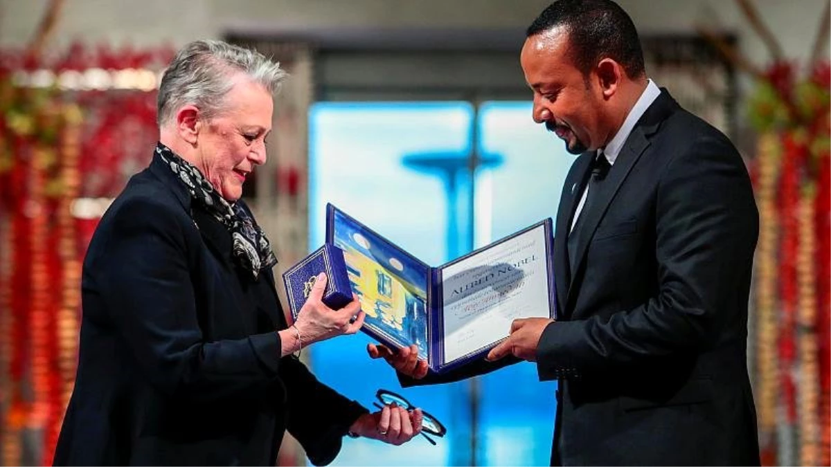 Etiyopa Başbakanı Abiy Ahmet Ali Nobel Barış Ödülü\'nü Oslo\'da düzenlenen törenle aldı