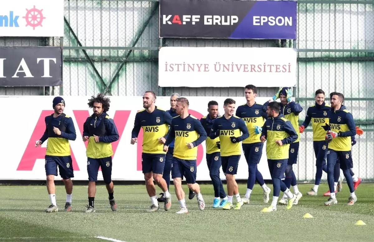 Fenerbahçe, Sivasspor maçı hazırlıklarını sürdürdü