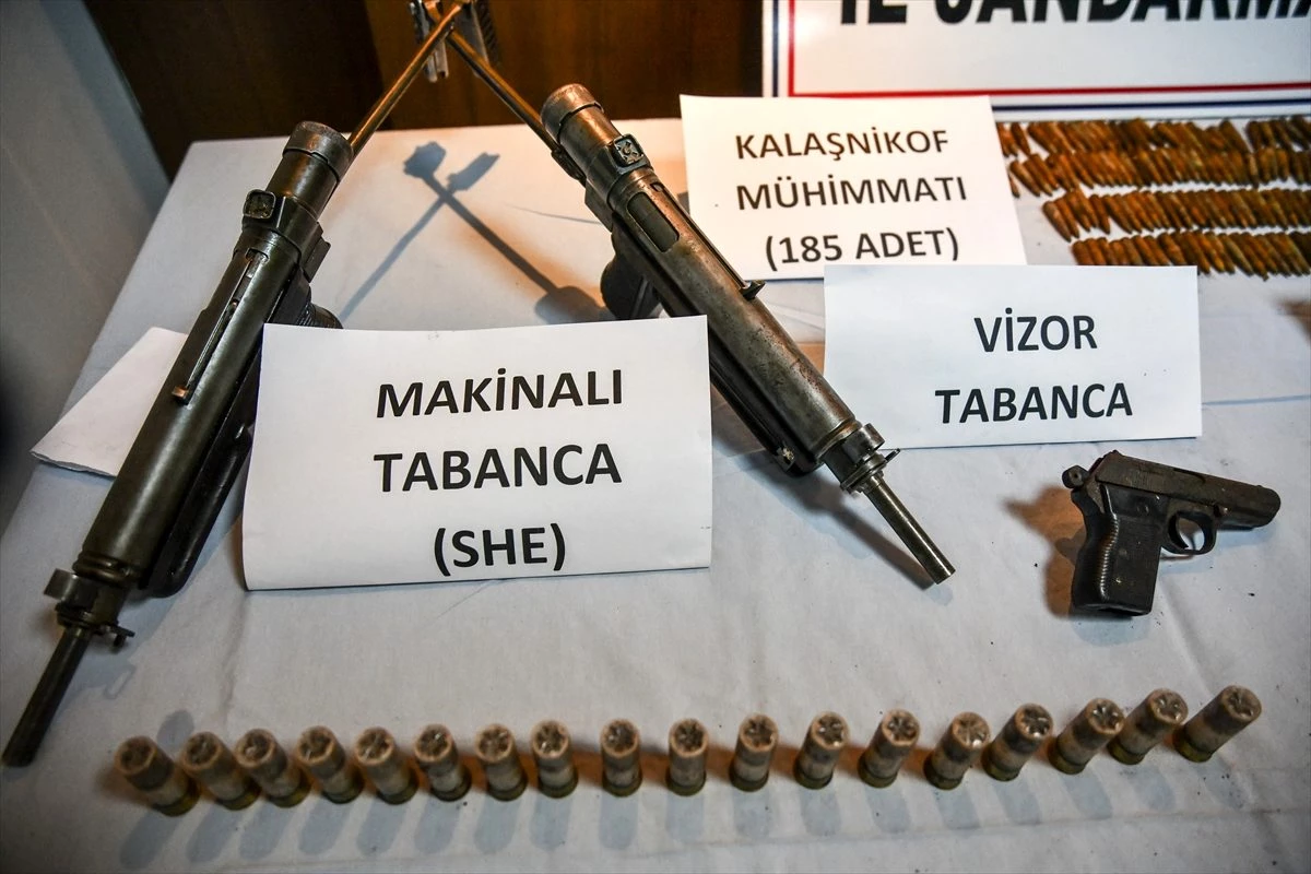 Gaziantep\'te silah kaçakçılığı operasyonunda 4 zanlı yakalandı