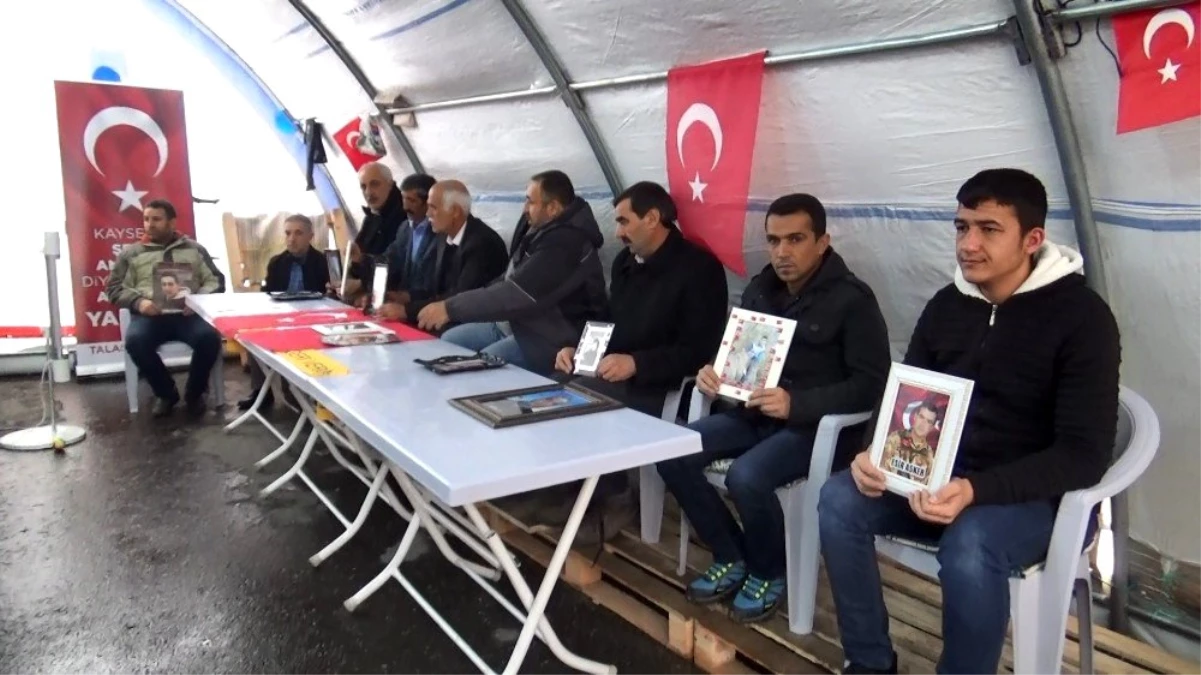 HDP önünde ailelerin evlat nöbeti 100\'üncü günde