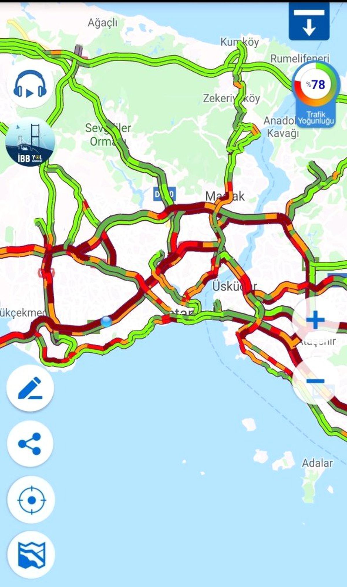 İstanbul\'da yağış trafiği olumsuz etkiledi