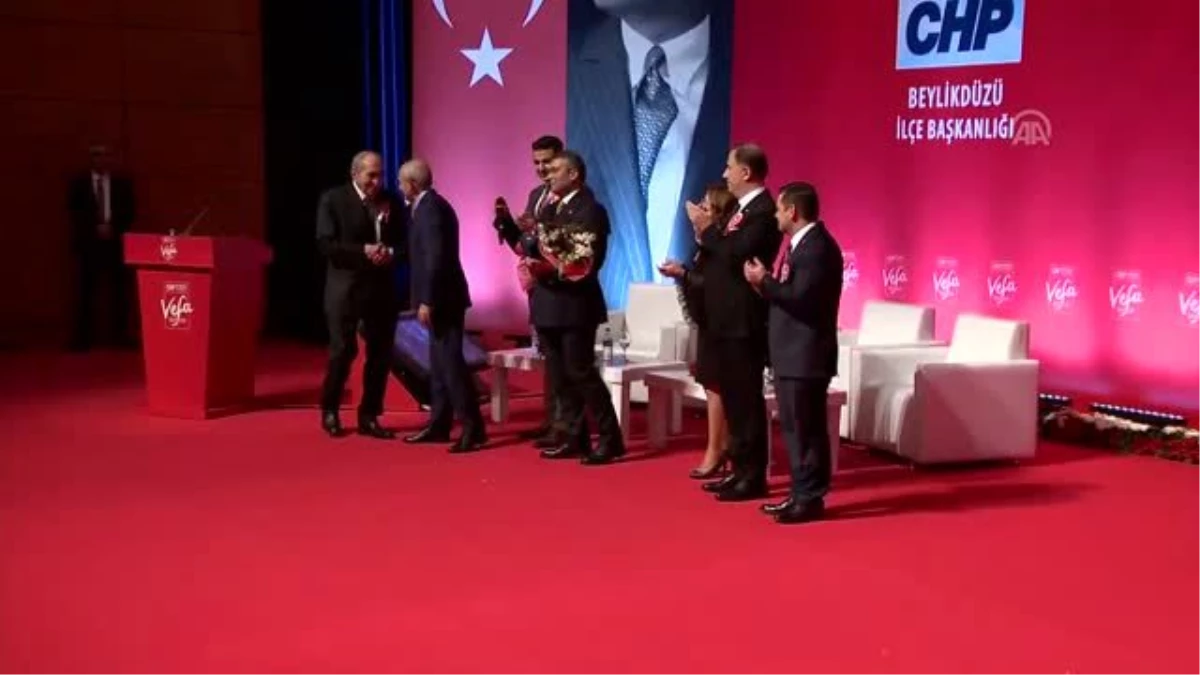 Kılıçdaroğlu: "Çınar gibi ayakta kalan tek bir varlık var o da CHP"