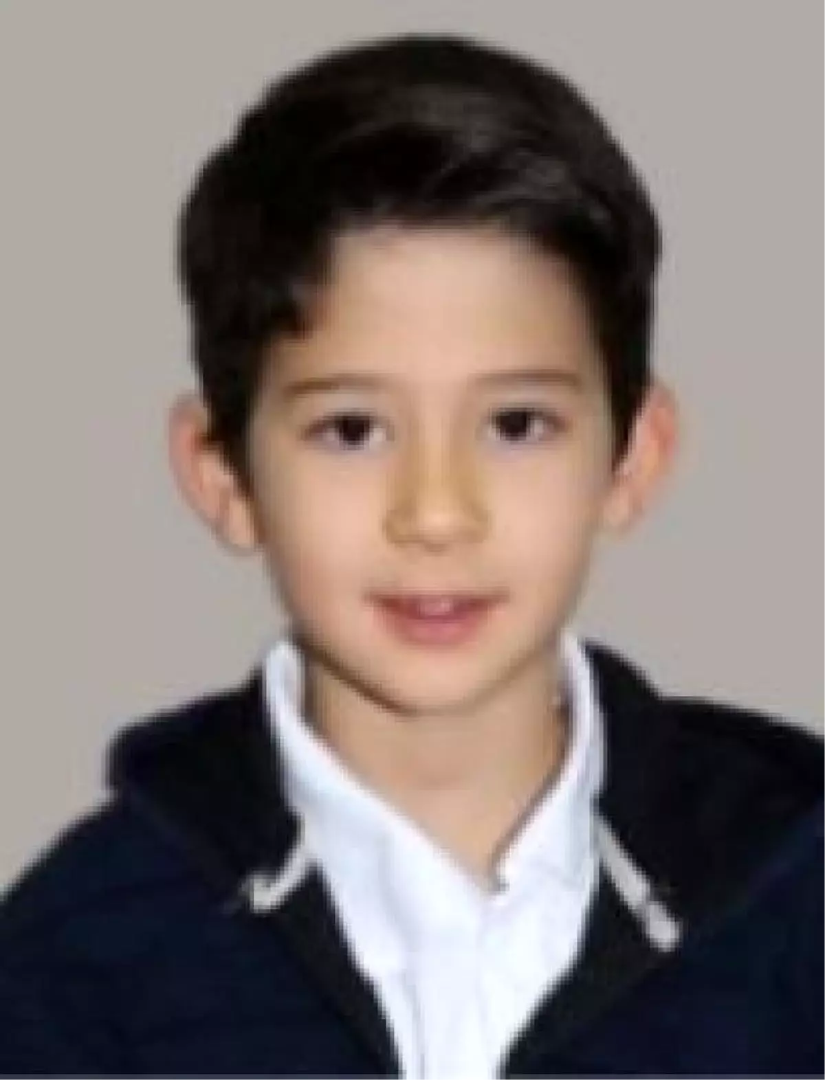 Okulda çikolata yerken ölen Mert, toprağa verildi