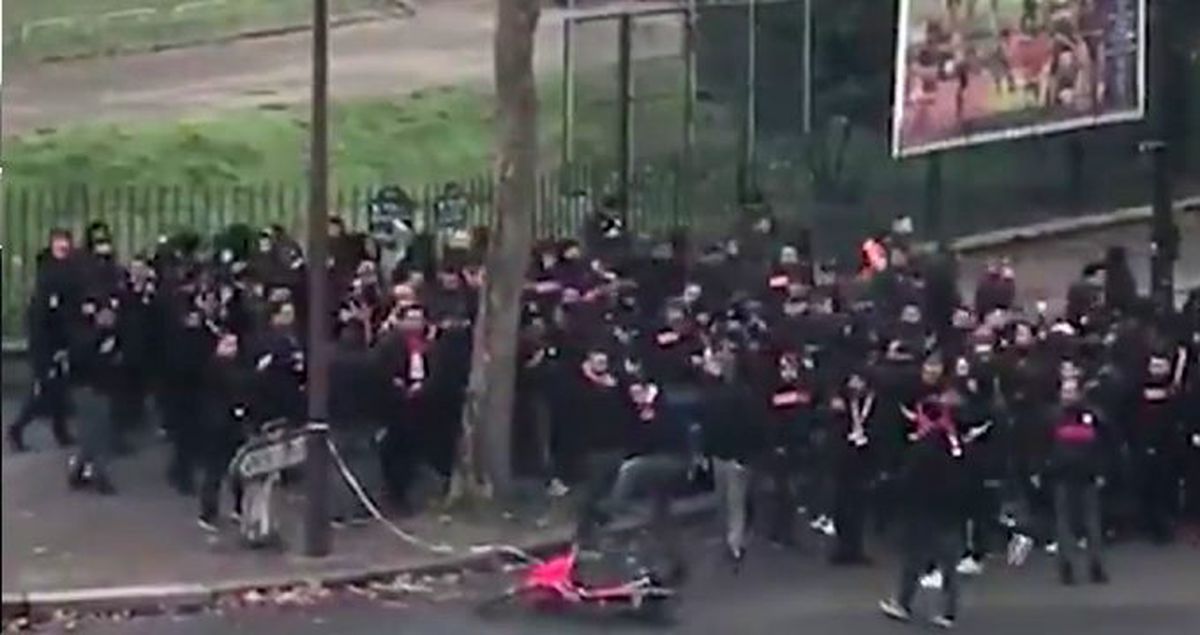 Paris\'teki maç öncesinde Galatasaray taraftarları ile polis arasında arbede