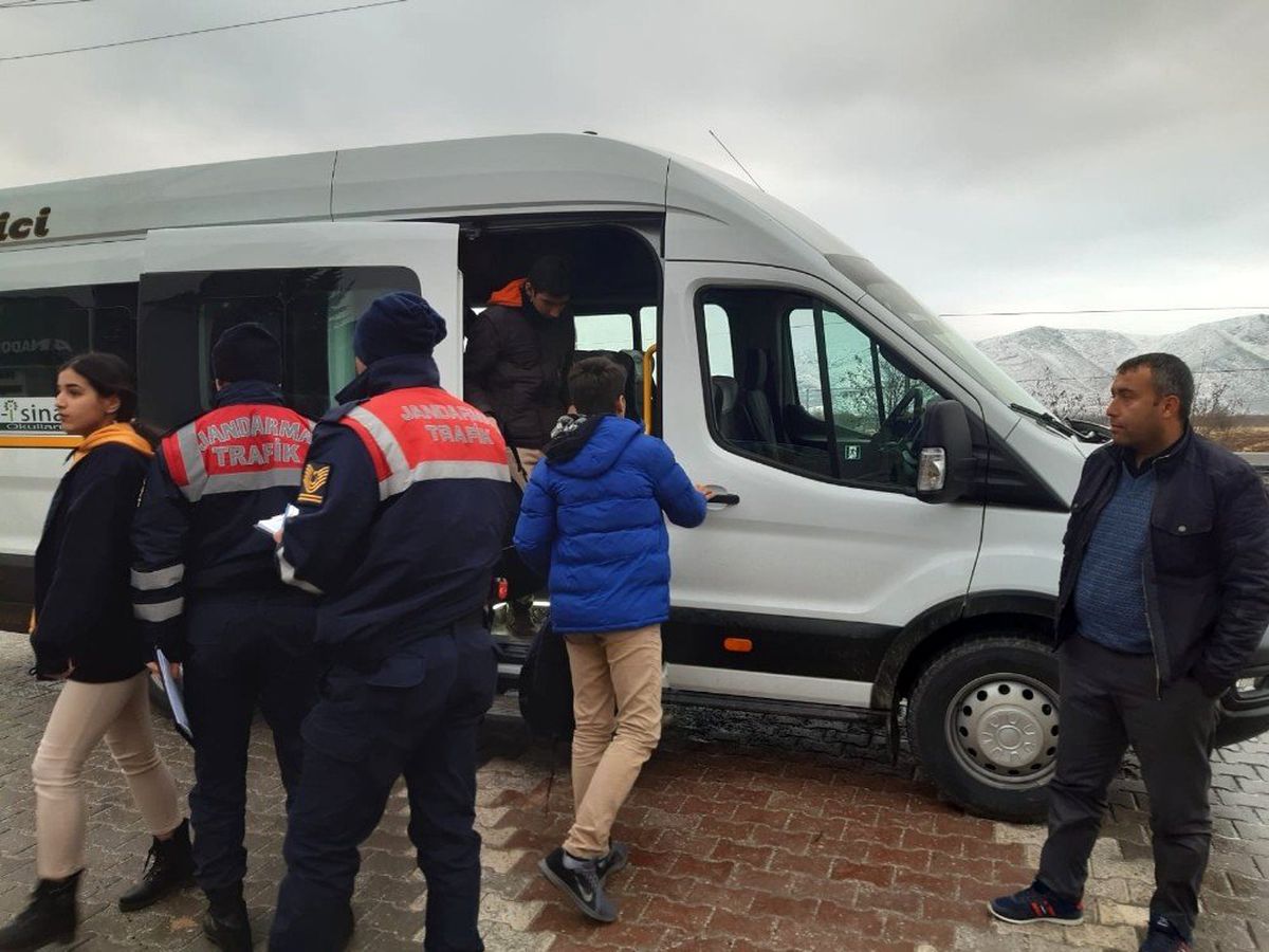 Servis araçlarına sıkı denetim