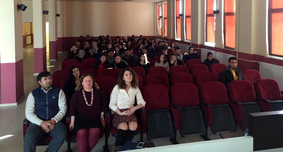 ADÜ\'de Online Oyun ve Medya Bağımlılığı Semineri düzenlendi