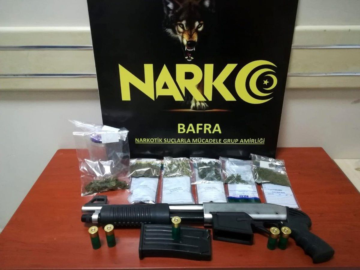 Bafra\'da uyuşturucu operasyonu: 2 gözaltı