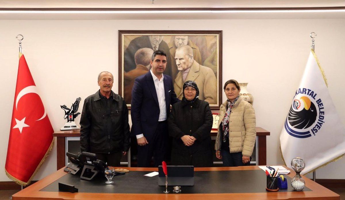 Başkan Gökhan Yüksel, şehit annesi ve yakınlarını ağırladı