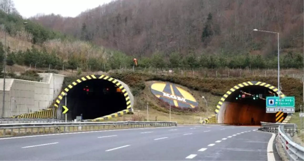 Bolu Dağı Tüneli çalışmaların ardından trafiğe açıldı