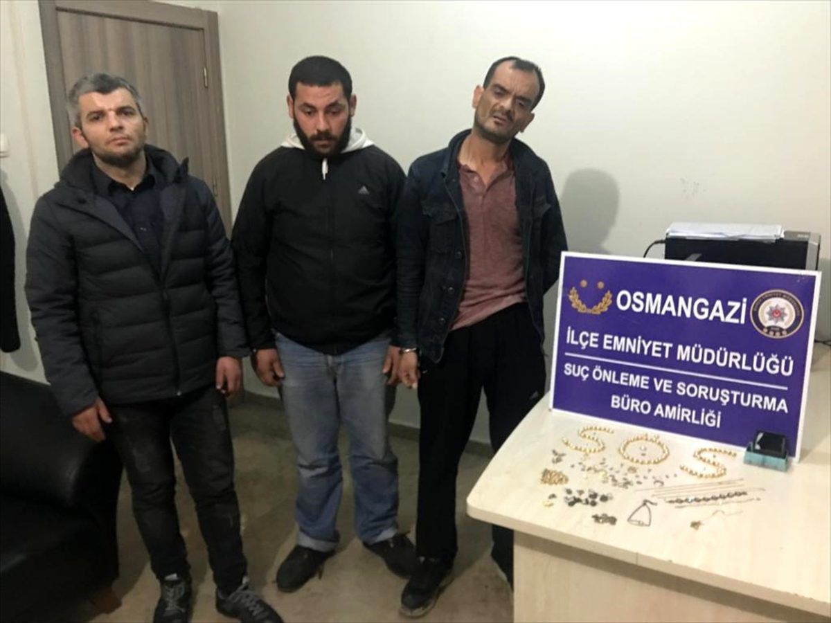 Bursa\'da 3 kuyumcu soyguncusu yakalandı