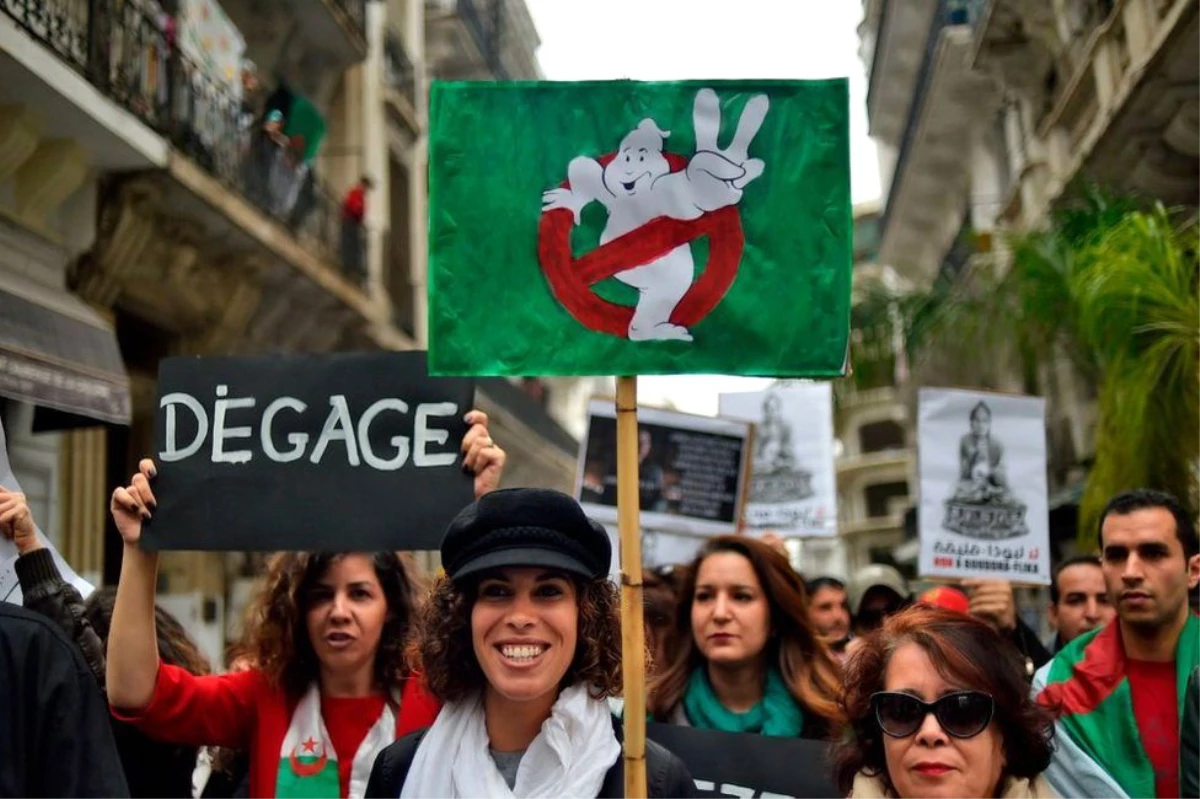 Cezayir seçimleri: \'Boykot gölgesinde\' cumhurbaşkanı seçimi