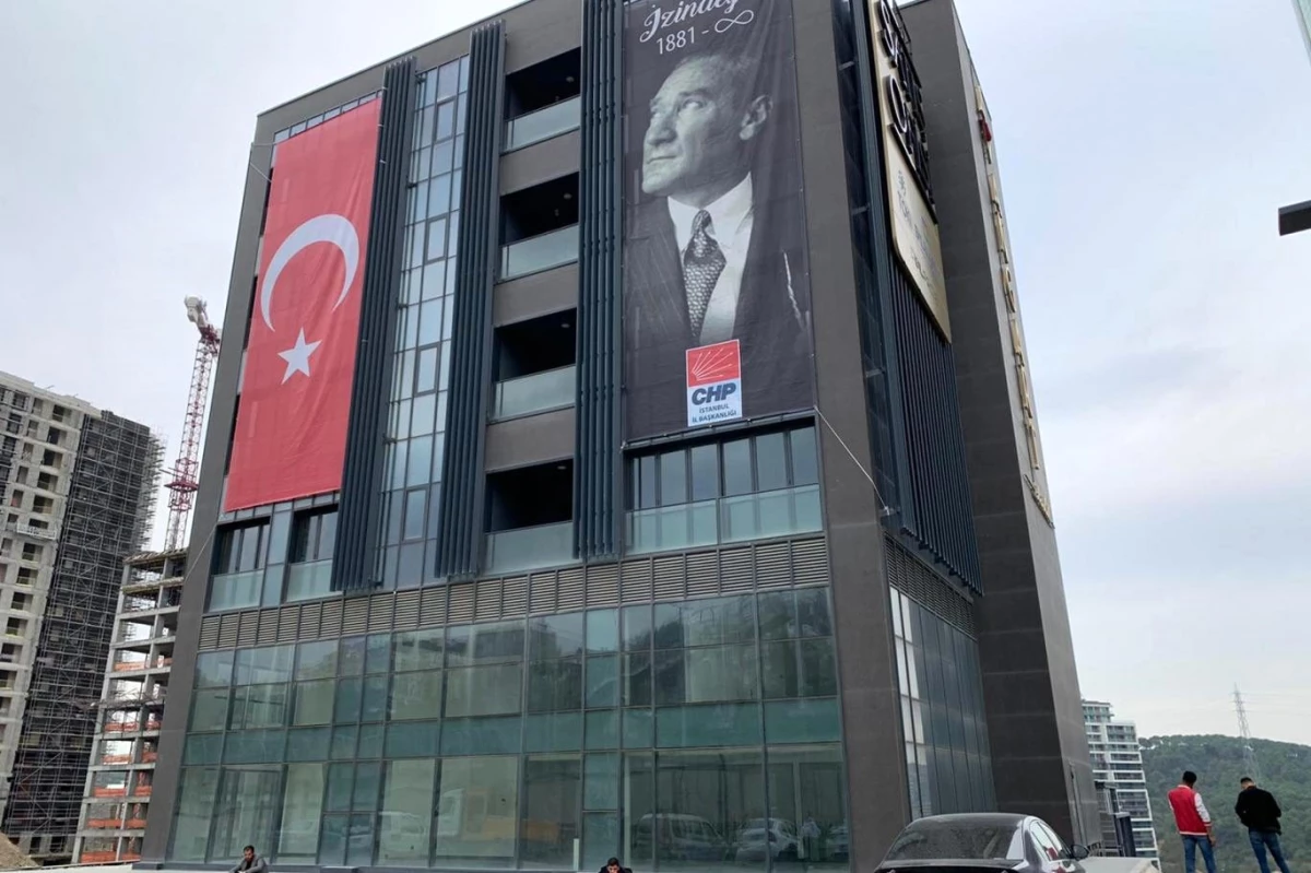 CHP, İstanbul İl Başkanlığı için yeni bir bina satın aldı
