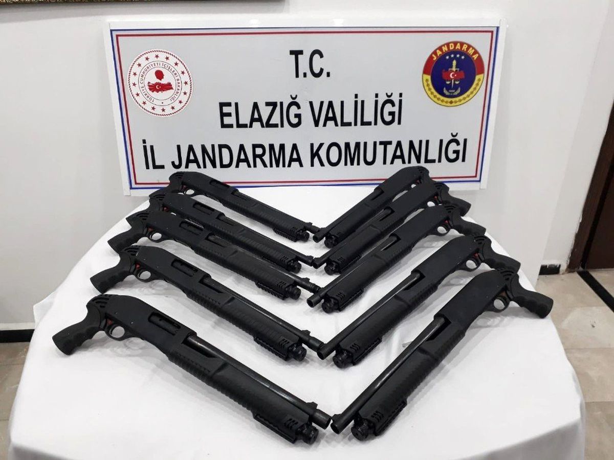 Elazığ\'da seri numarasız 10 adet pompalı tüfek ele geçirildi