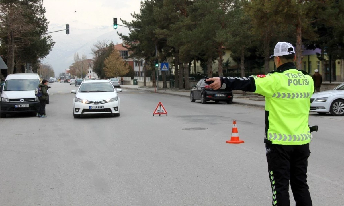 Erzincan\'da trafik kazaları yüzde 23 oranında azaldı