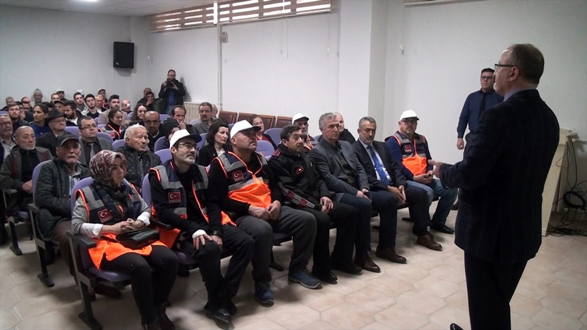 Huzurevinde deprem ve yangın tatbikatı