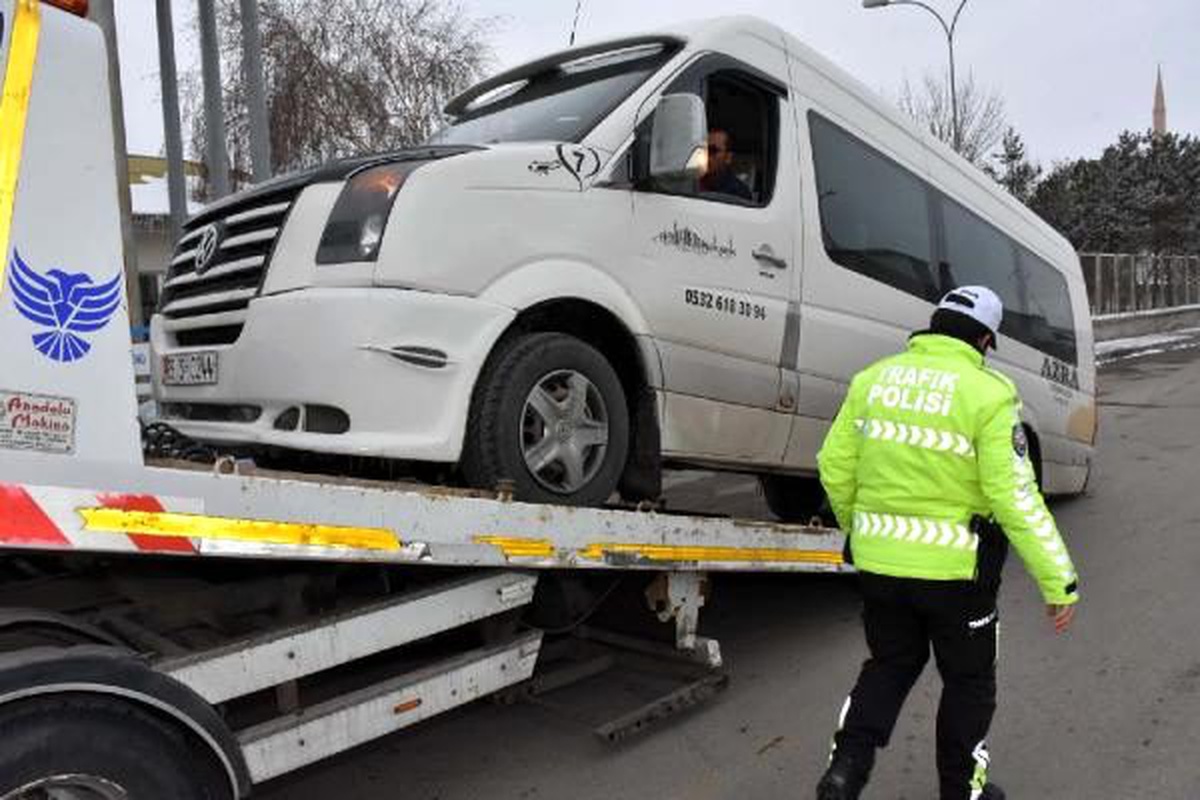 İçişleri Bakanlığı: 395 okul servisi trafikten men edildi